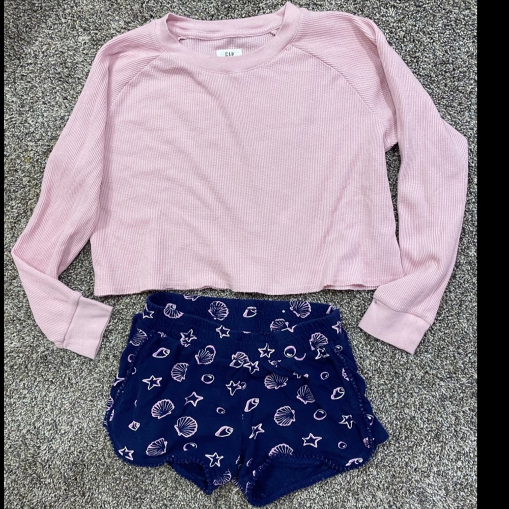 Girls outfit size 8